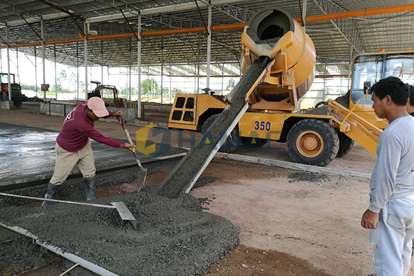 HMC350 Self-loading Concrete Mixer in Paranaque